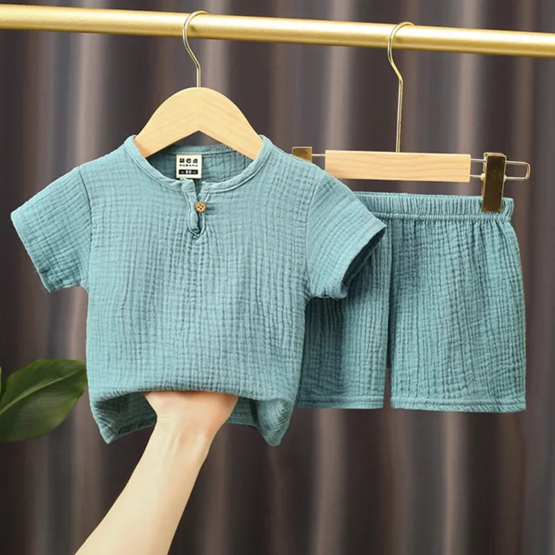 2-piece summer shirt and shorts set