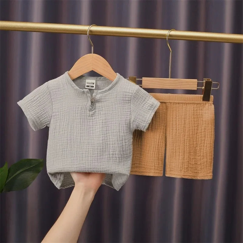 2-piece summer shirt and shorts set